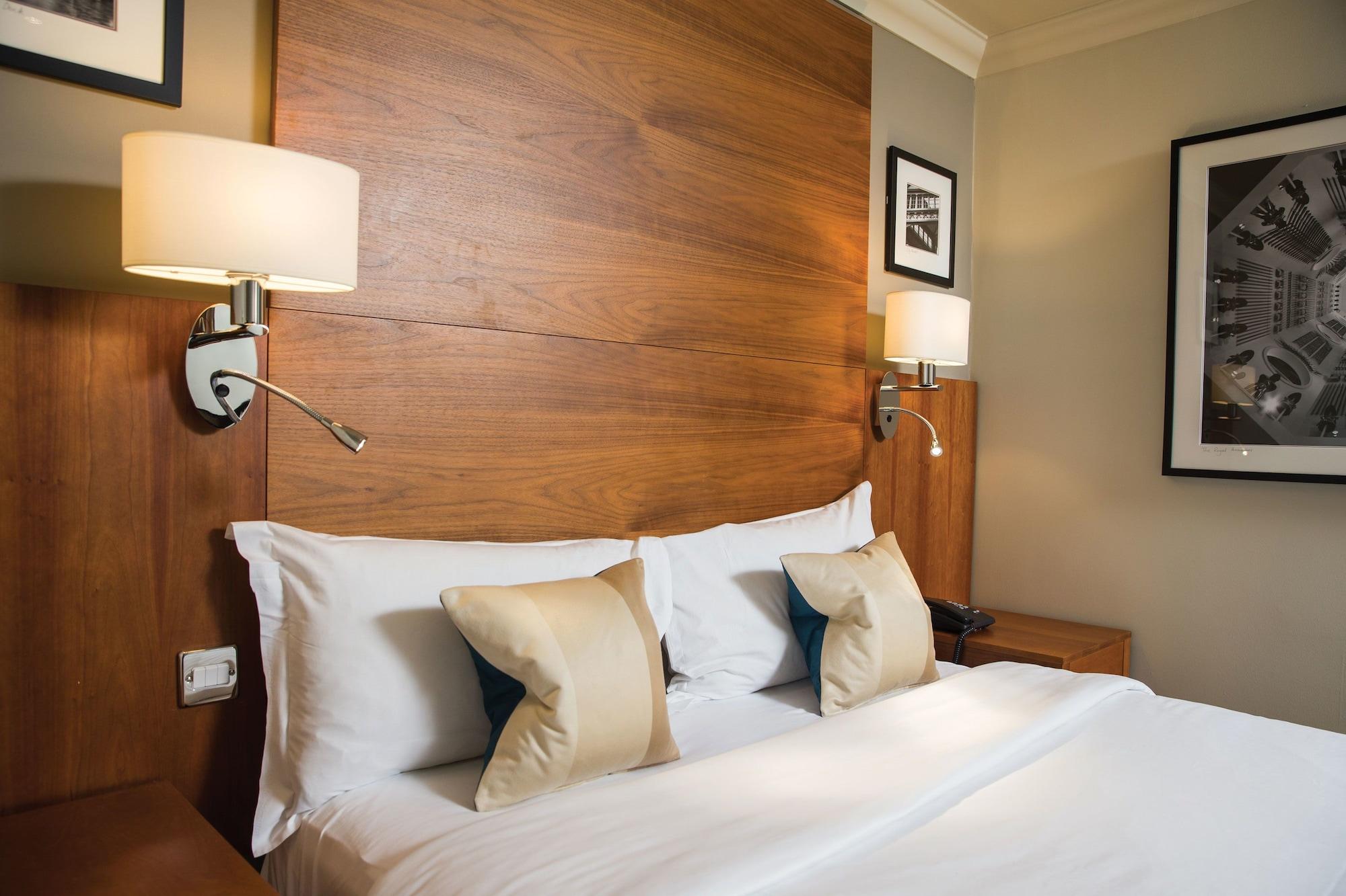 Thorpe Park Hotel And Spa Leeds  Eksteriør bilde