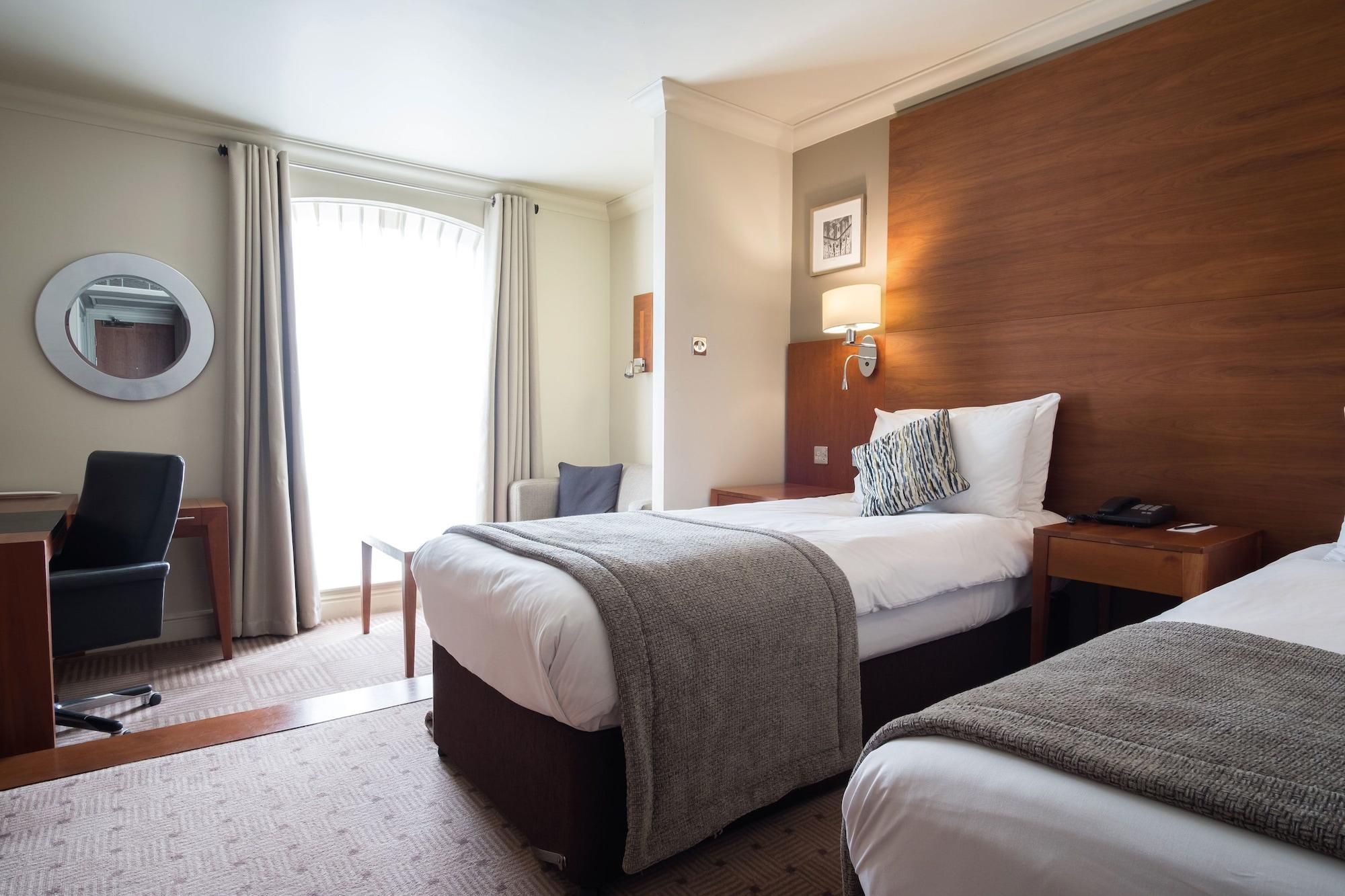 Thorpe Park Hotel And Spa Leeds  Eksteriør bilde