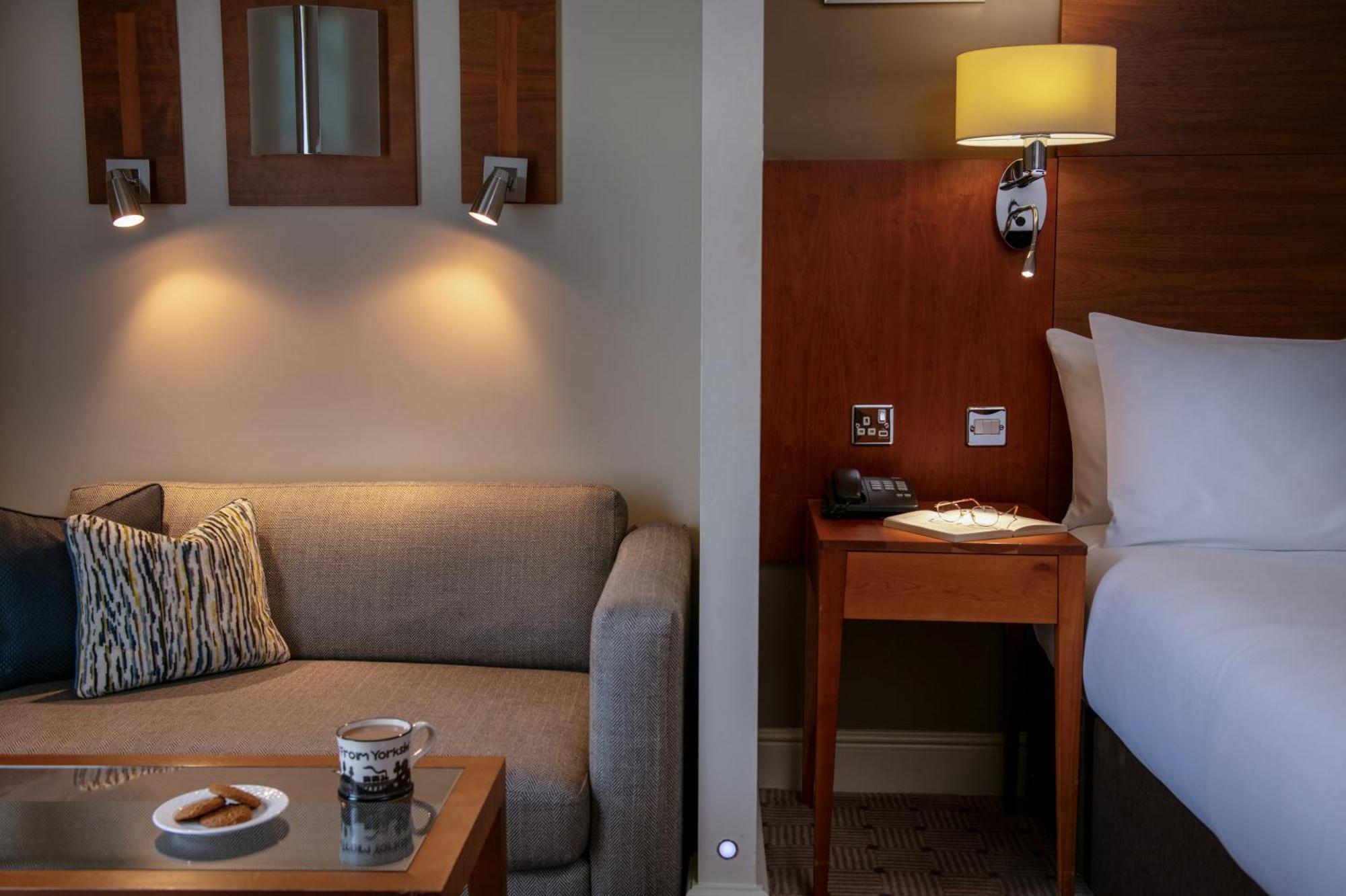 Thorpe Park Hotel And Spa Leeds  Eksteriør bilde